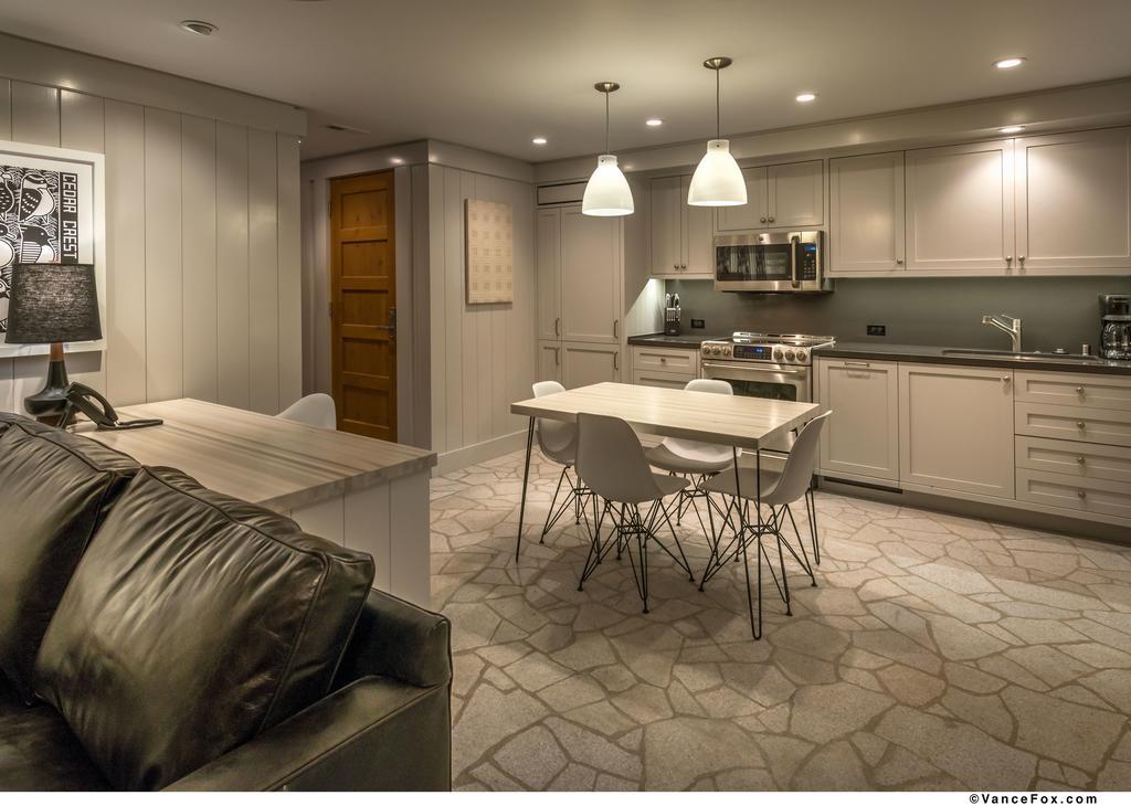 Cedar Crest Cottages Homewood Zimmer foto